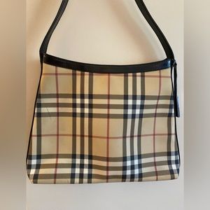Authentic Burberry Nova Check Shoulder bag